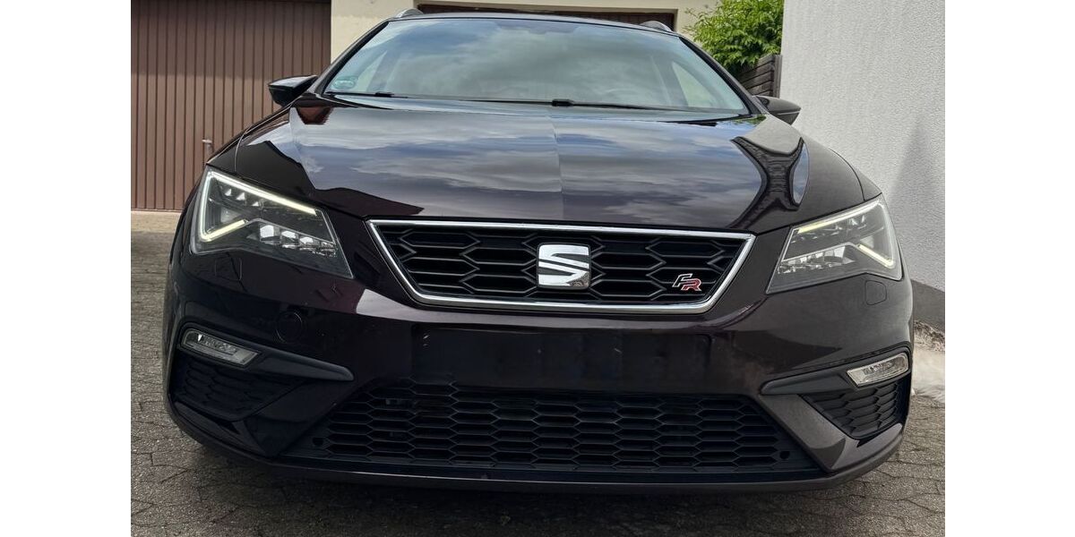 Seat Leon 112.000 km 11.299 &euro; Lehre 38165