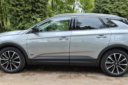 Opel Grandland (X) 74.500 km 22.400 &euro; Peine 31224