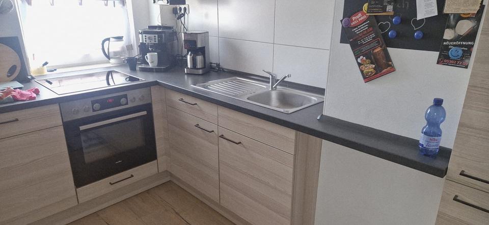 Etagenwohnung Vechelde - 5 Zimmer, 95 m&sup2;, 900&euro; | Angebot:26134002