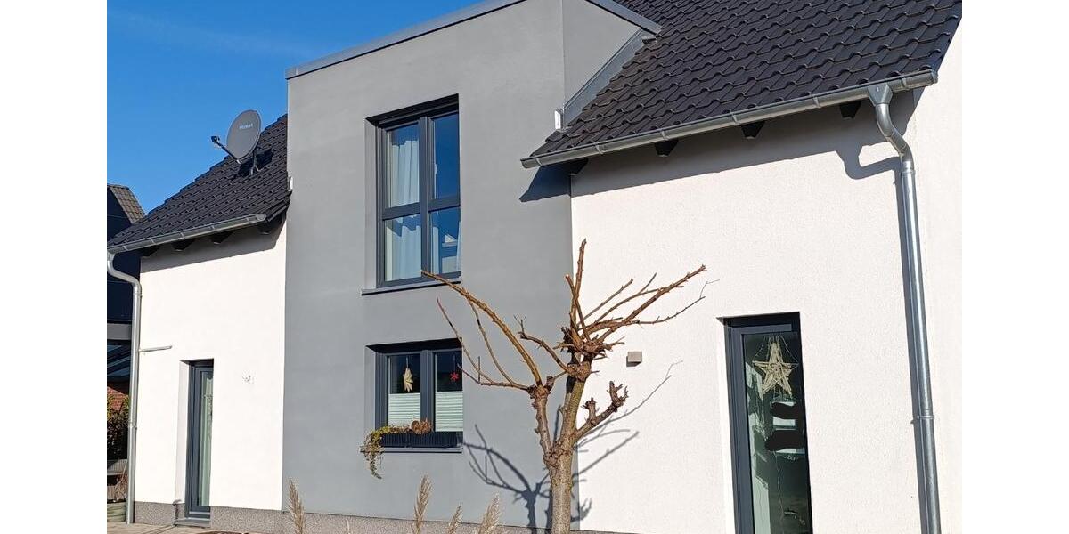 Einfamilienhaus Wolfenbüttel - 7 Zimmer, 180 m&sup2;, 790.000&euro; | Angebot:25965255