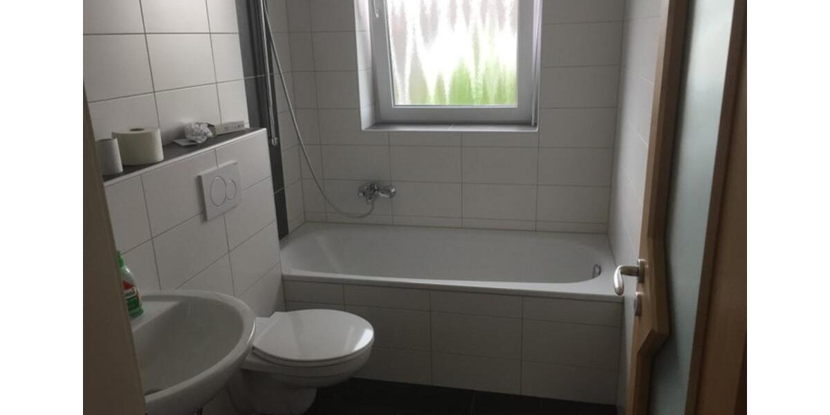 Dachgeschoßwohnung Liebenburg - 2.5 Zimmer, 72 m&sup2;, 370&euro; | Angebot:25164353