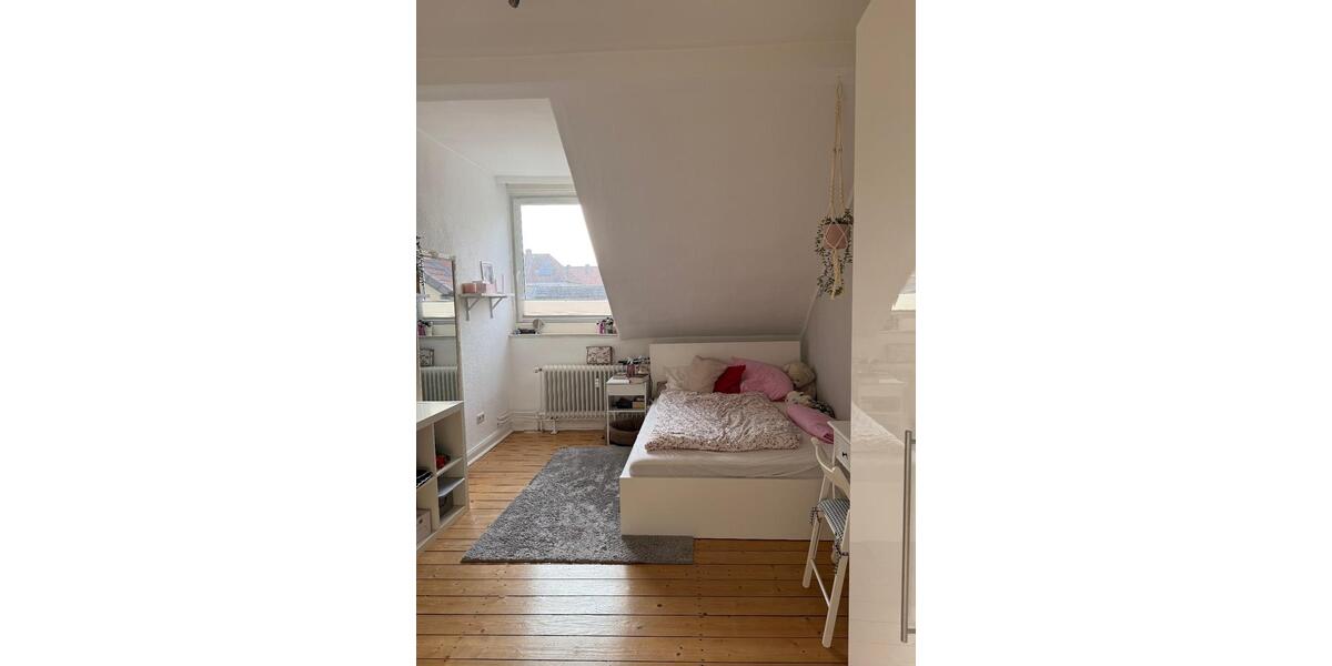 Dachgeschoßwohnung Braunschweig Östliches Ringgebiet - 3 Zimmer, 66 m&sup2;, 560&euro; | Angebot:25867767