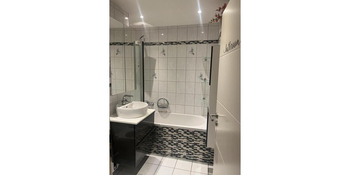 Etagenwohnung Wolfsburg Detmerode - 4 Zimmer, 89 m&sup2;, 180.000&euro; | Angebot:23828785