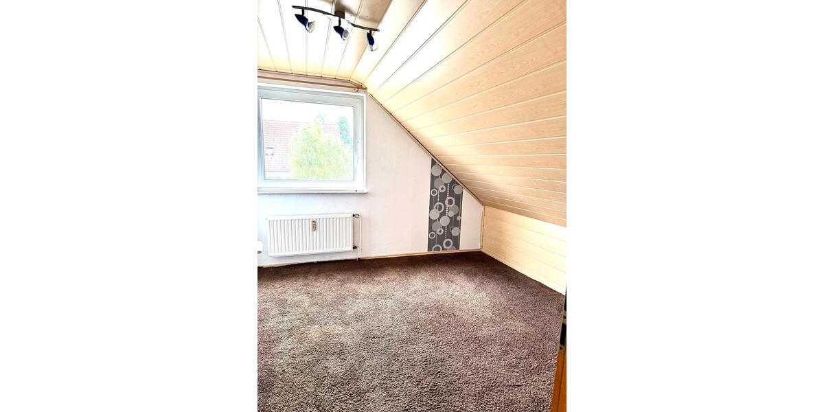Doppelhaushälfte Salzgitter Ortschaft Südost - 8 Zimmer, 195 m&sup2;, 269.000&euro; | Angebot:24093043