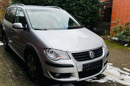 VW Touran 174.000 km 6.400 &euro; Wolfsburg 38448