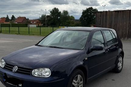 VW Golf 375.000 km 750 &euro; Sassenburg 38525