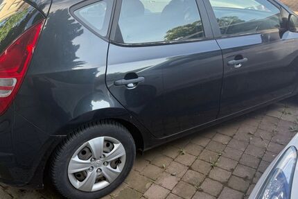 Hyundai i30 121.000 km 2.350 &euro; Wolfenbüttel (Halchter) 38304