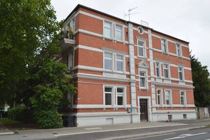 Imposantes Mehrfamilienhaus mit 6 Wohnungen und einer Gewerbeeinheit in der Braunschweiger Innenstadt zimmer