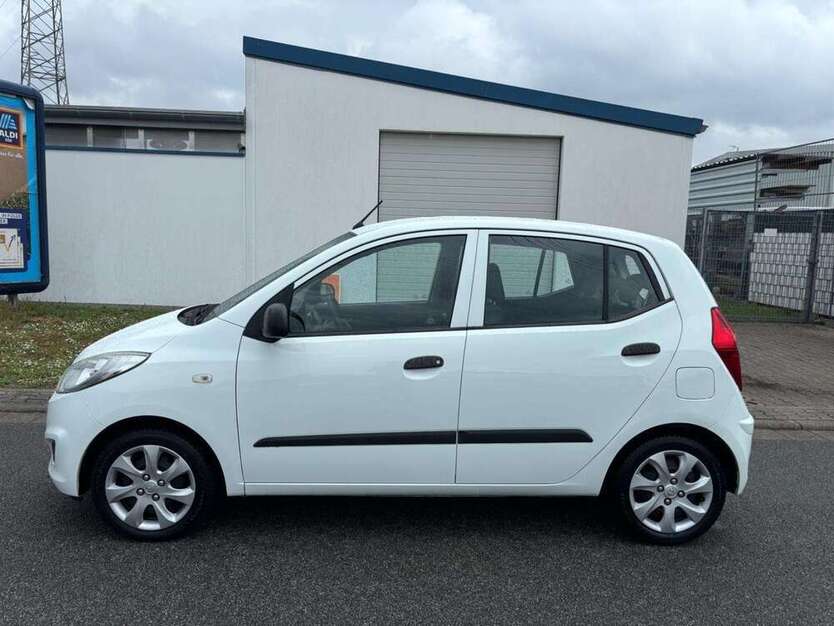 i10