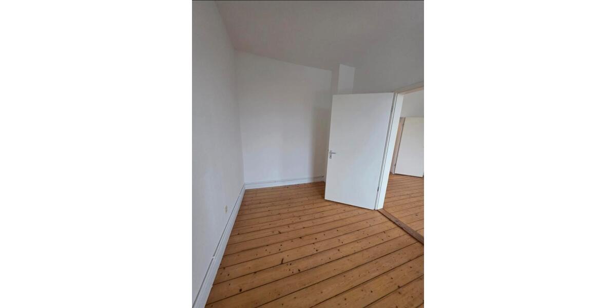 Etagenwohnung Braunschweig Nordstadt - 3 Zimmer, 60 m&sup2;, 719&euro; | Angebot:24876377