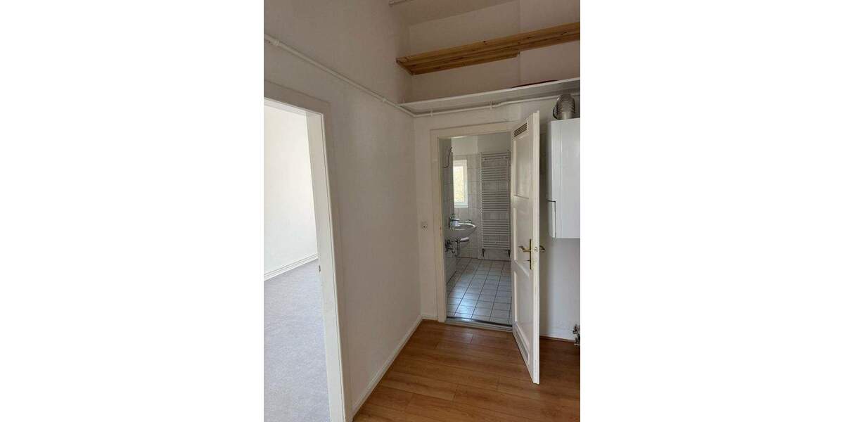 Etagenwohnung Braunschweig Lehndorf-Watenbüttel - 2 Zimmer, 80 m&sup2;, 900&euro; | Angebot:24622633