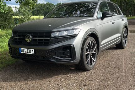 VW Touareg 32.000 km 60.000 &euro; Sassenburg 38524