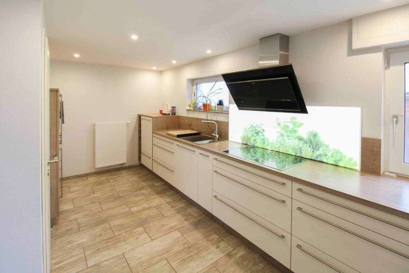 Haus zum Kaufen in Ilsede 349.000 € 218.13 m² 8 zimmer