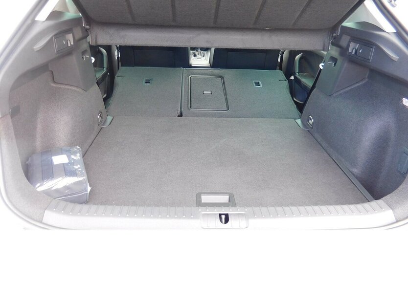 Cupra Formentor 1.5 TSI BMT Klima LED Alu Navi 27.400 km 23.990 € Vordorf 38533