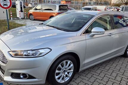 Ford Mondeo 57.913 km 13.689 € Wolfsburg 38446