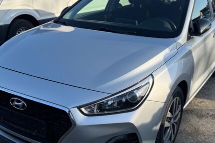 Hyundai i30 114.000 km 10.600 &euro; Rötgesbüttel 38531