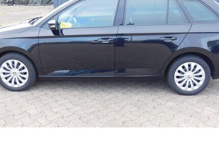 Skoda Fabia 41.500 km 14.990 &euro; Vordorf 38533