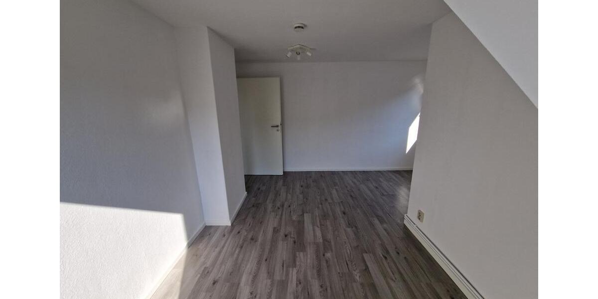 Dachgeschoßwohnung Braunschweig Nordstadt - 1 Zimmer, 59 m&sup2;, 450&euro; | Angebot:25890694