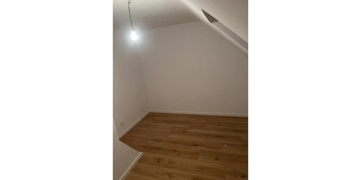 Reihenhaus Braunschweig Wabe-Schunter-Beberbach - 5 Zimmer, 70 m&sup2;, 1.250&euro; | Angebot:25164035