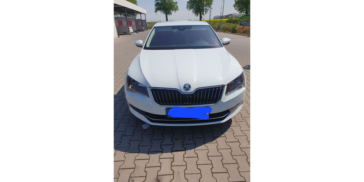 Skoda Superb 191.000 km 12.199 &euro; Ilsede 31241