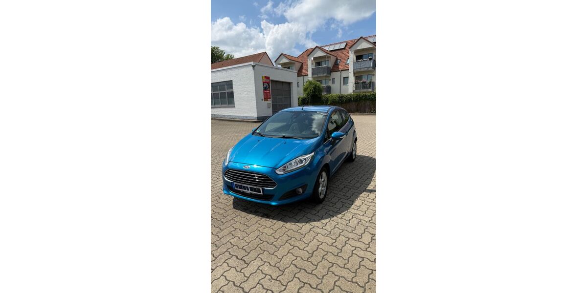 Ford Fiesta 102.542 km 4.500 &euro; Braunschweig 38116