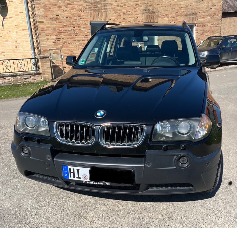X3