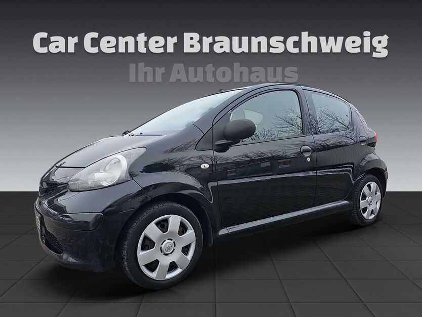 Toyota Aygo (X) 139.400 km 2.699 € Braunschweig 38120