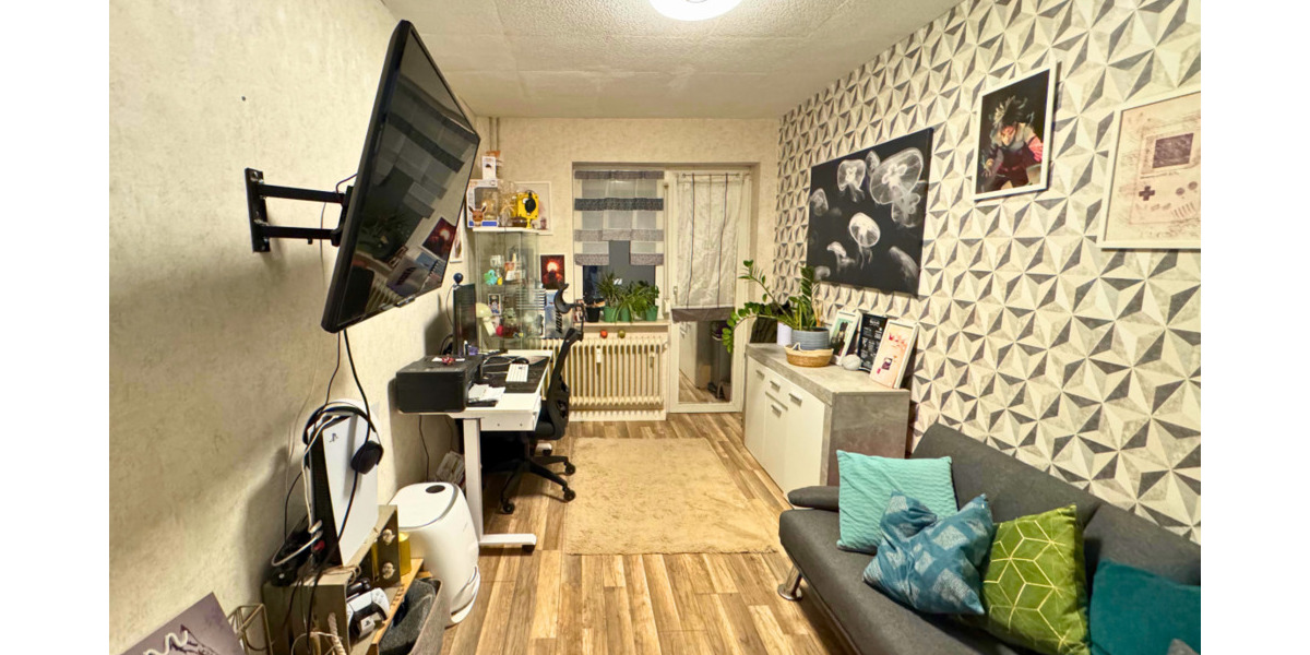 Etagenwohnung Salzgitter Lebenstedt - 4 Zimmer, 74 m&sup2;, 140.000&euro; | Angebot:24687151