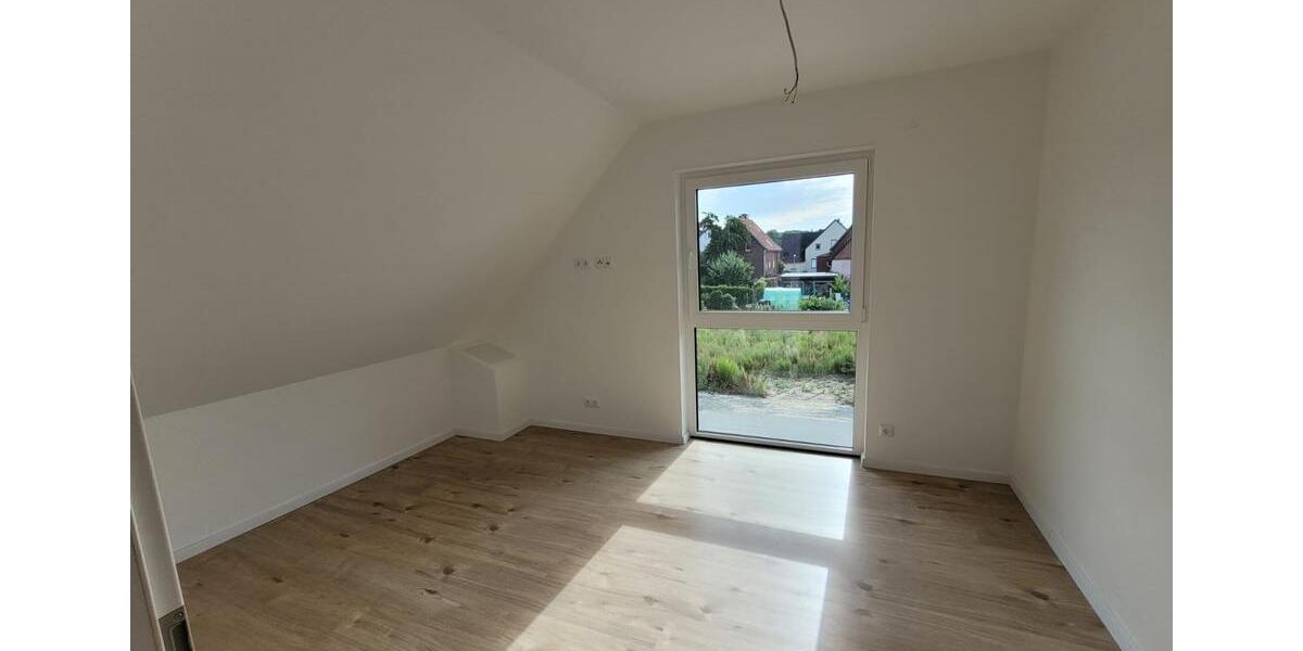 Reihenhaus Vechelde - 4 Zimmer, 105 m&sup2;, 1.400&euro; | Angebot:24741412