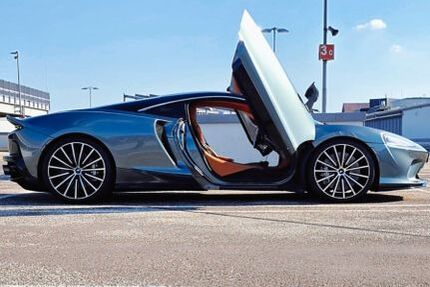 McLaren GT 28.500 km 134.900 &euro; Salzgitter 38239