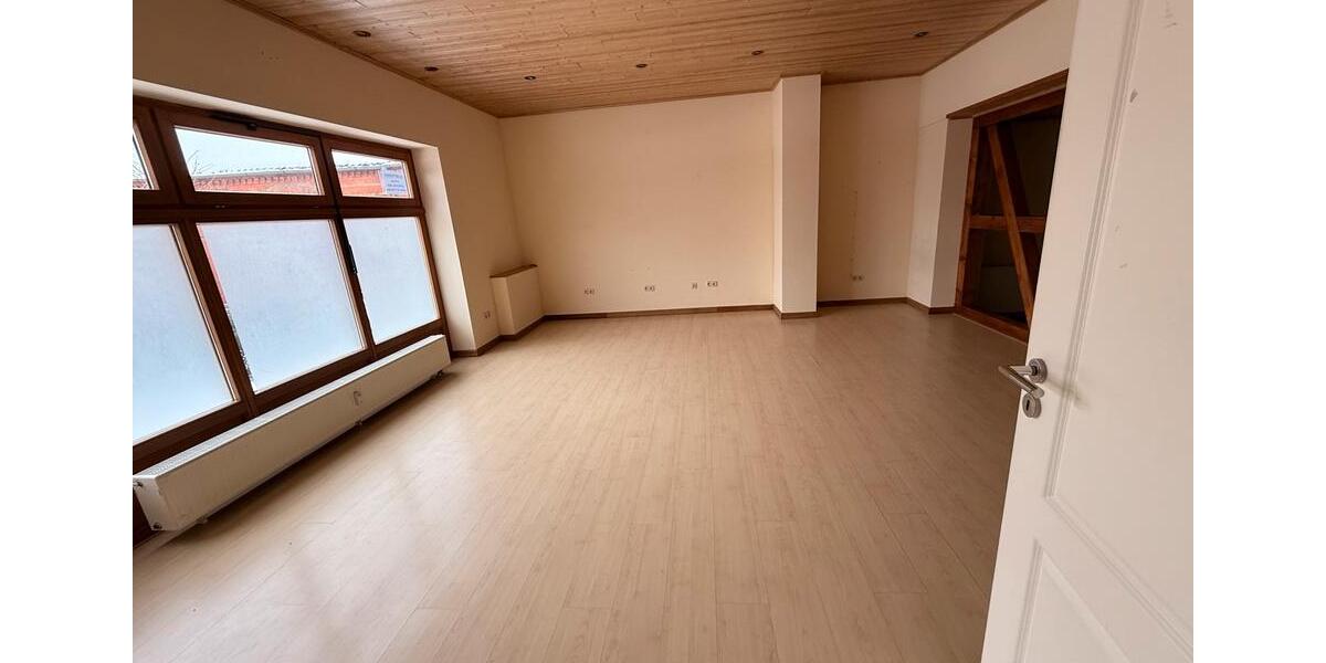 Etagenwohnung Isenbüttel - 1 Zimmer, 90 m&sup2;, 800&euro; | Angebot:24561057