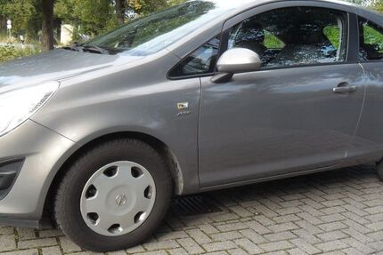 Opel Corsa 156.000 km 2.999 € Uetze OT Dollbergen 31311