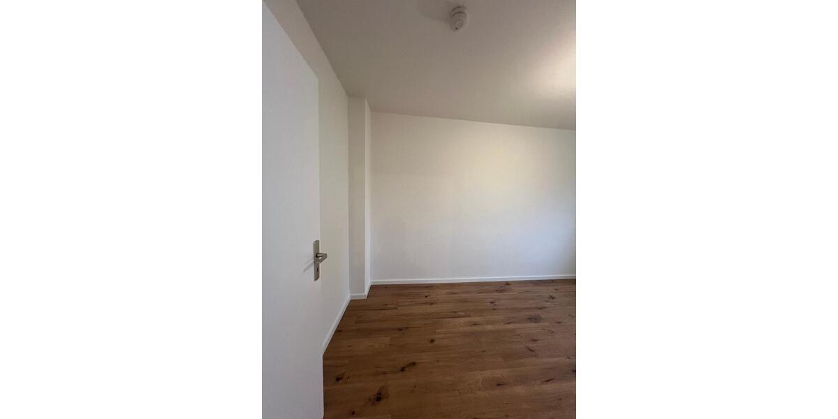 Erdgeschoßwohnung Wolfsburg Alt-Wolfsburg - 3 Zimmer, 65 m&sup2;, 567&euro; | Angebot:25898601