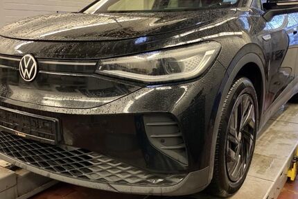 VW ID.4 163.587 km 18.990 &euro; Braunschweig 38122