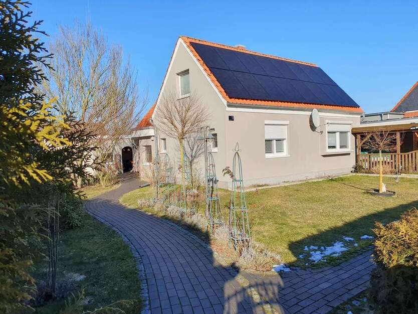 Haus zum Kaufen in Müden 239.000 € 85 m²