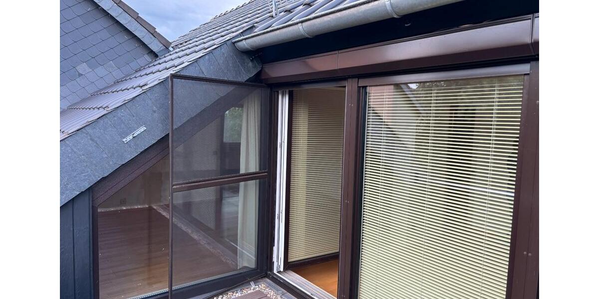 Dachgeschoßwohnung Wolfsburg Detmerode - 2.5 Zimmer, 74 m&sup2;, 650&euro; | Angebot:26679205