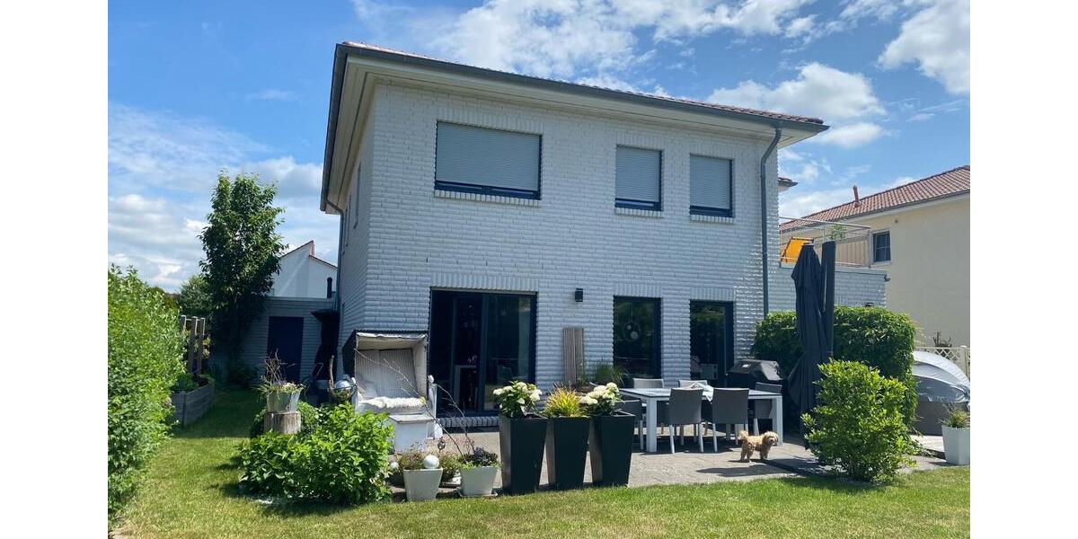 Einfamilienhaus Schwülper - 7 Zimmer, 197 m&sup2;, 749.000&euro; | Angebot:25887689