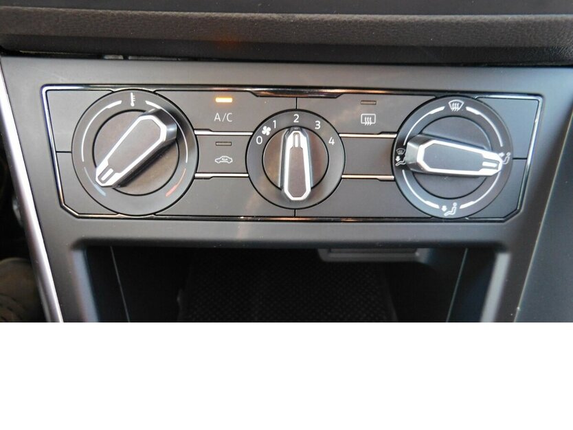 VW Polo 1.0 Life MPI BMT 4Trg Klima Navi LED 13.000 km 15.390 € Vordorf 38533