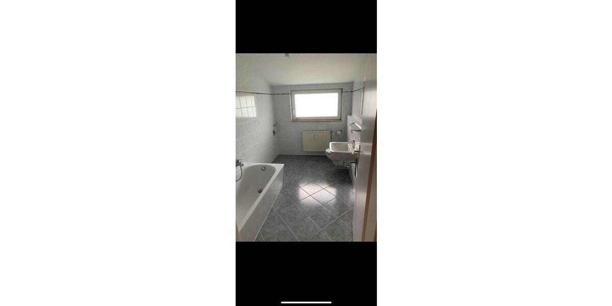 Dachgeschoßwohnung Vordorf - 3 Zimmer, 85 m&sup2;, 850&euro; | Angebot:26517292