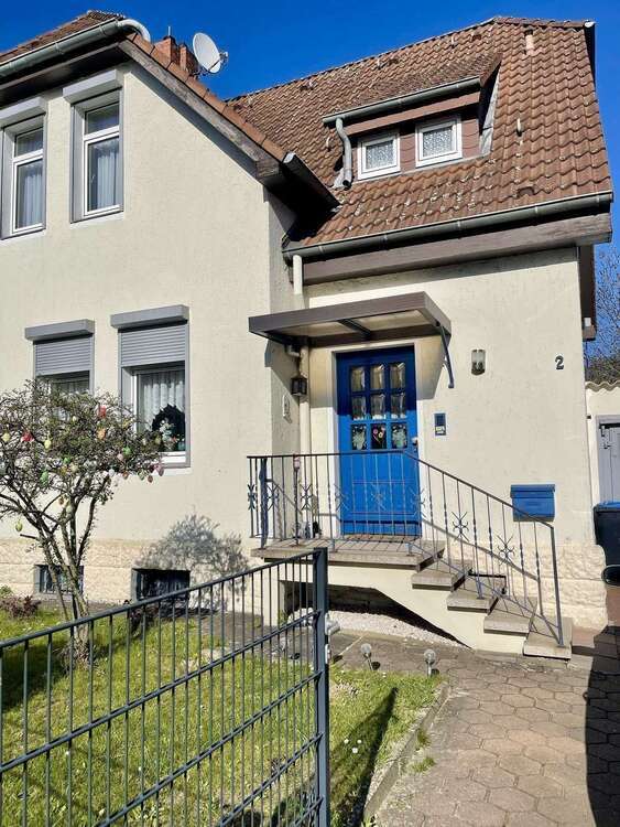 Haus zum Kaufen in Wolfenbüttel 230.000 € 102 m²