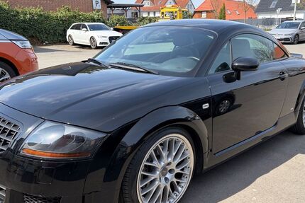 Audi TT 44.500 km 22.480 &euro; Wolfsburg 38440