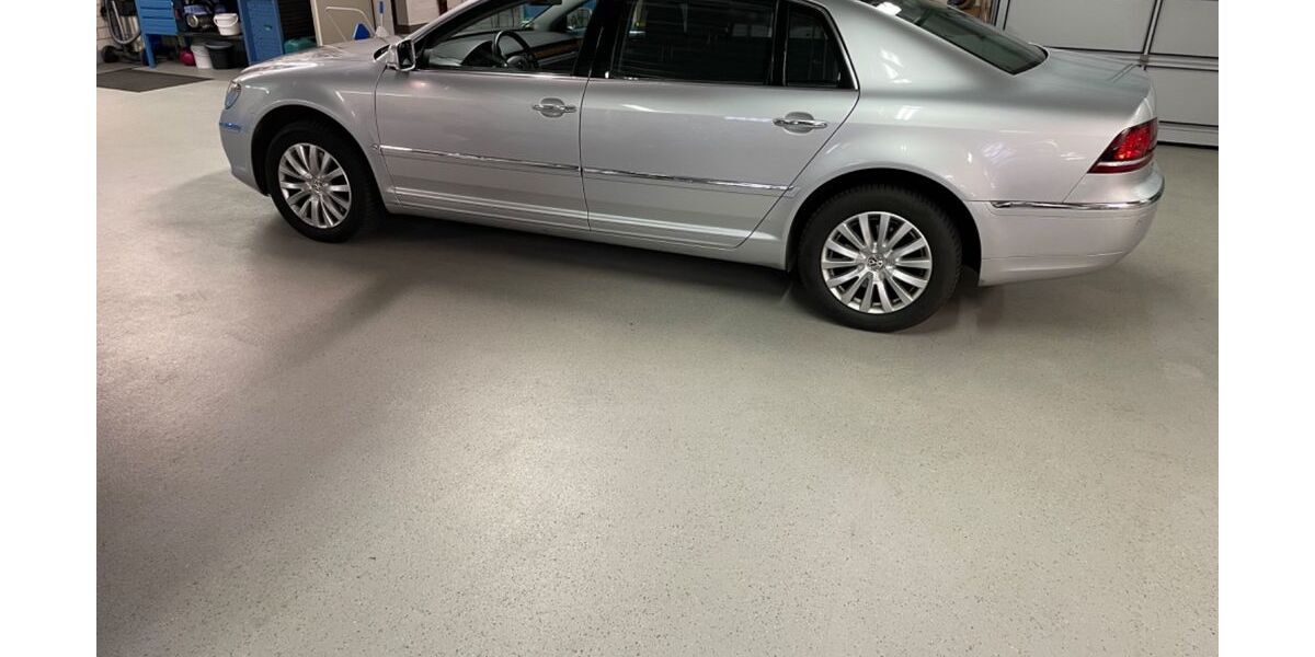 VW Phaeton 169.000 km 19.149 &euro; Braunschweig 38126