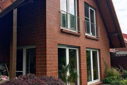 Haus mit moderner Küche, Kamin und bodentiefen Fenstern - sofort bezugsfertig! 6 zimmer