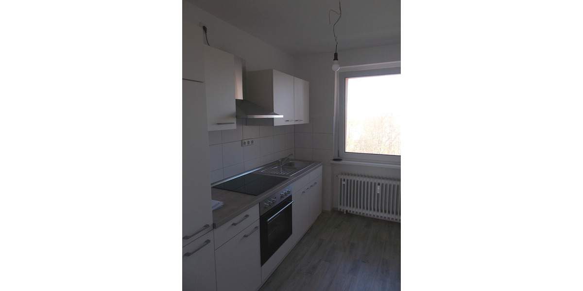 Etagenwohnung Salzgitter Lebenstedt - 3 Zimmer, 73 m&sup2;, 385&euro; | Angebot:23814109