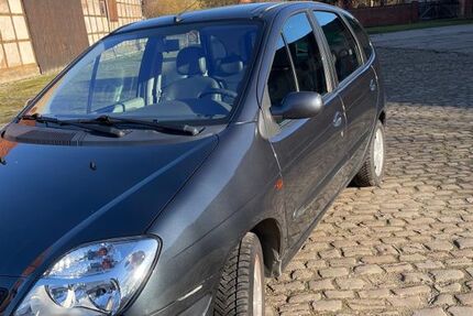 Renault Scenic 131.713 km 2.600 &euro; Cremlingen 38162
