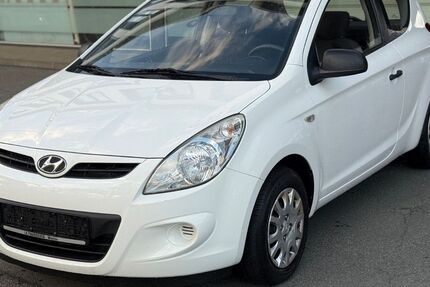Hyundai i20 128.900 km 4.190 &euro; Salzgitter 38229