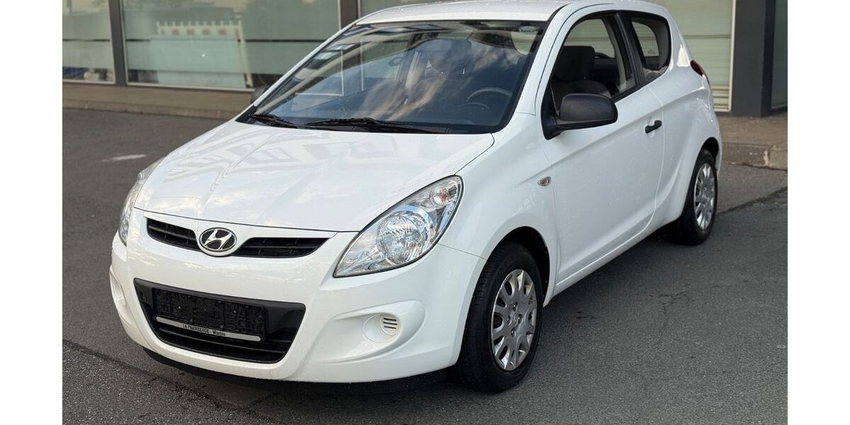 Hyundai i20 128.900 km 4.190 &euro; Salzgitter 38229