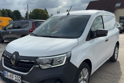 Renault Kangoo 1.500 km 22.390 € Braunschweig 38112