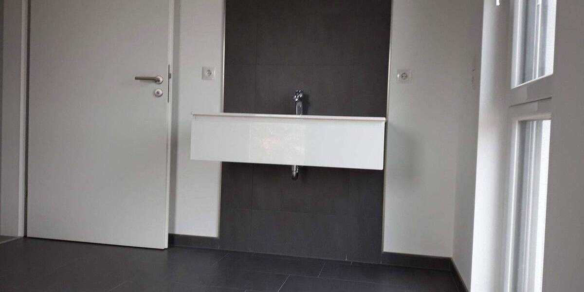 Einfamilienhaus Braunschweig Stöckheim - 3 Zimmer, 120 m&sup2;, 1.800&euro; | Angebot:25784546