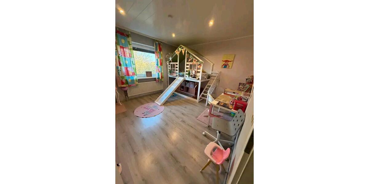 Reihenhaus Lengede - 4 Zimmer, 120 m&sup2;, 279.000&euro; | Angebot:26487372